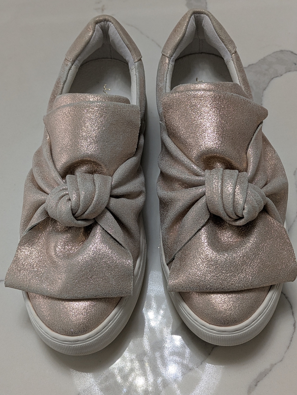 NWOT JSlides Sneaks Rose Gold 7B